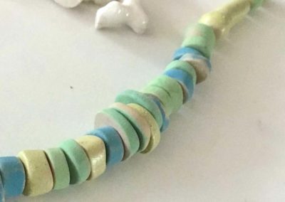 collier perle vert bleu