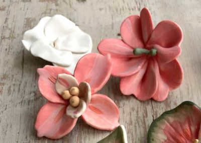 fleurs porcelaine engobée